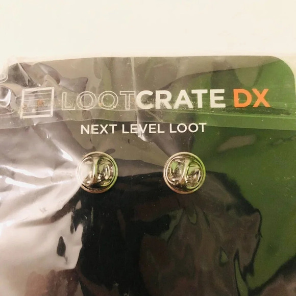 2016 Loot Crate DX September Speed Hot Rod Racing Car Lapel Enamel Pin - Picture 4 of 8